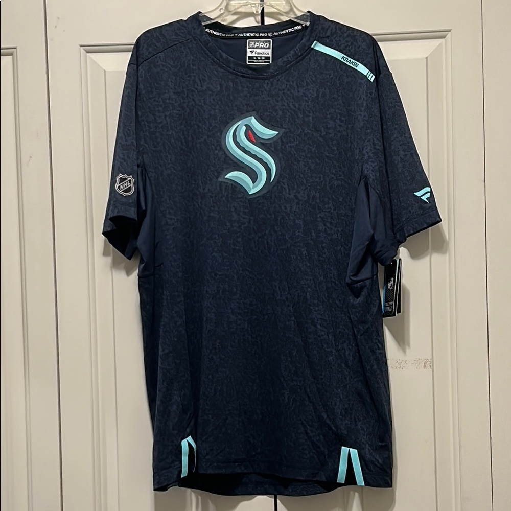 Fanatics Men's Navy Blue Shirt New